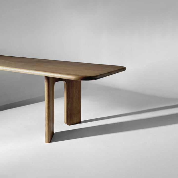 table MOMMO table MOMMO